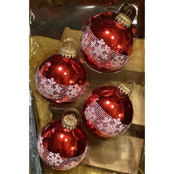 Krebs Glass Christmas Ornaments Brilliant Red Shine Balls With Blowing Snow X8 - Picture 5 of 7